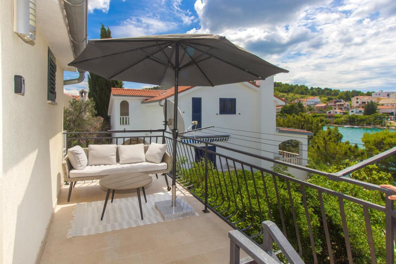 Villa Vala ซาบอริซ ภายนอก รูปภาพ